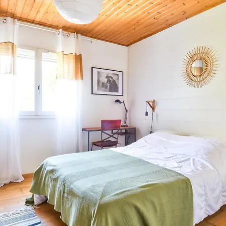 A 800 M De La Mer, Jolie Maison Avec Jardin Pour 7 * L'Epine (Vendee)