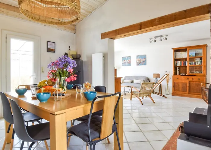 Ferienhaus A 800 M De La Mer, Jolie Maison Avec Jardin Pour 7 *